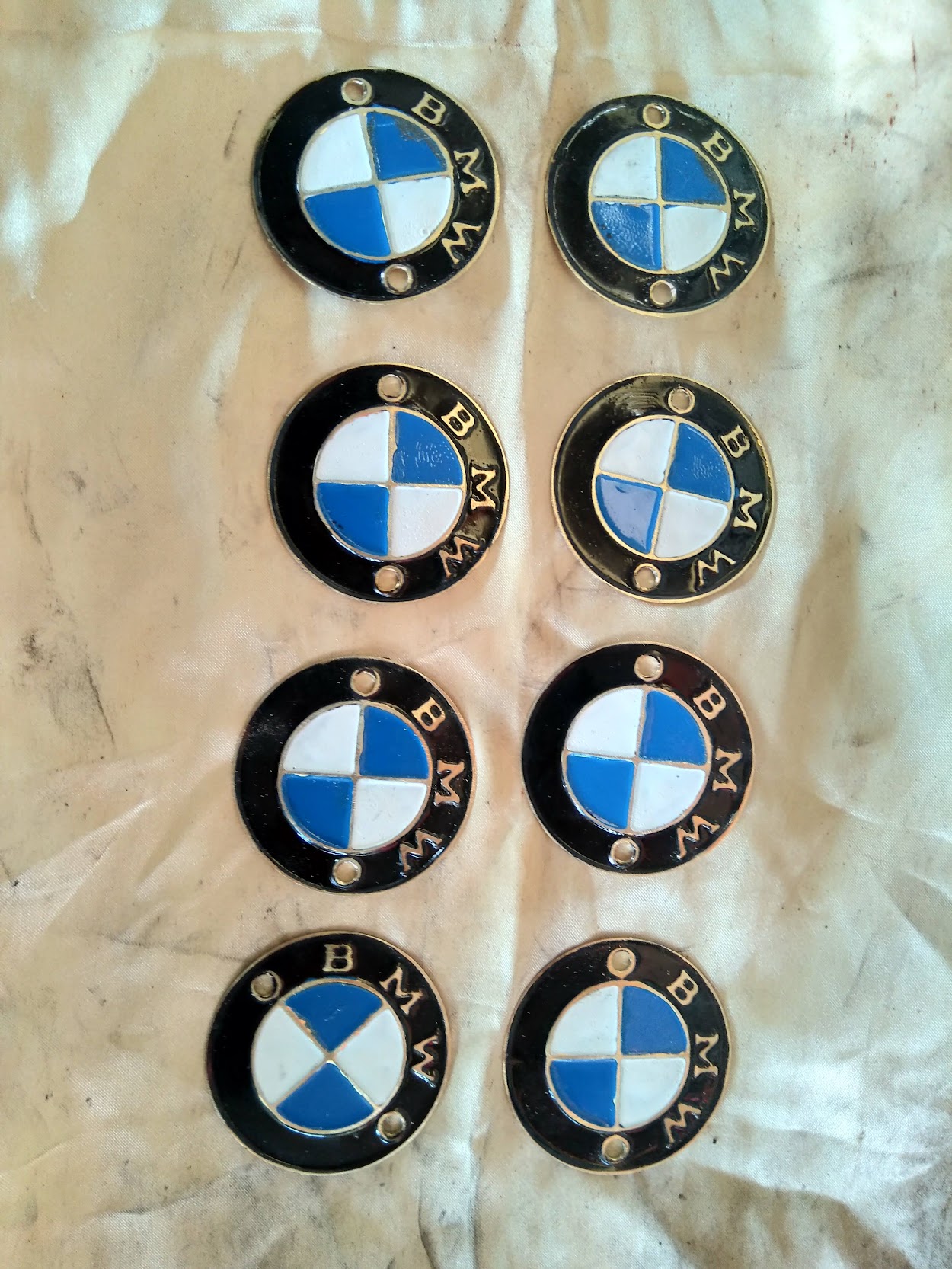 Logo and roundel options