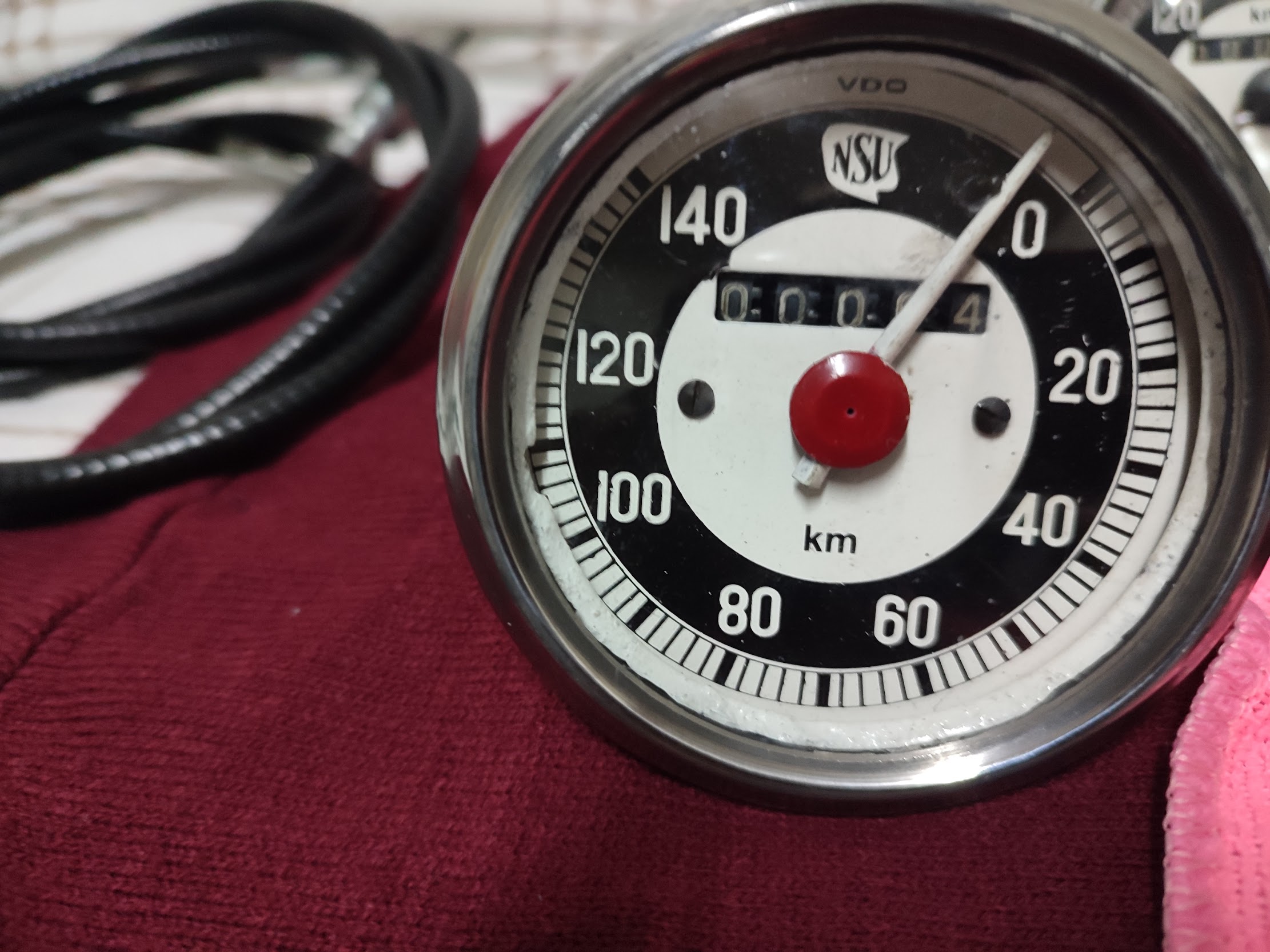 Gauge refurbishment detail