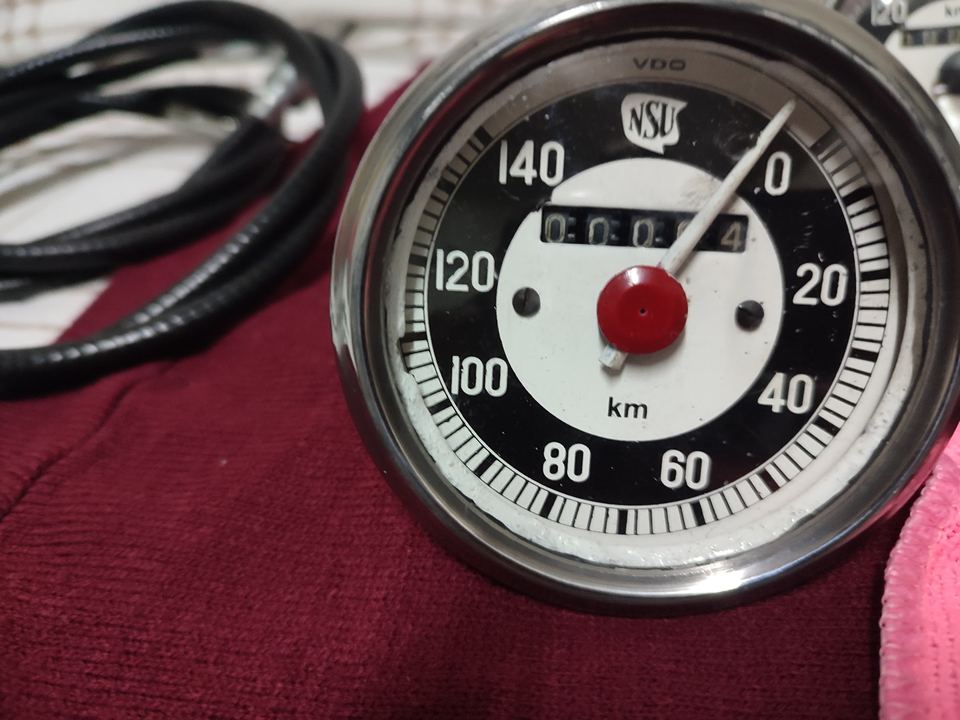 Gauge refurbishment detail